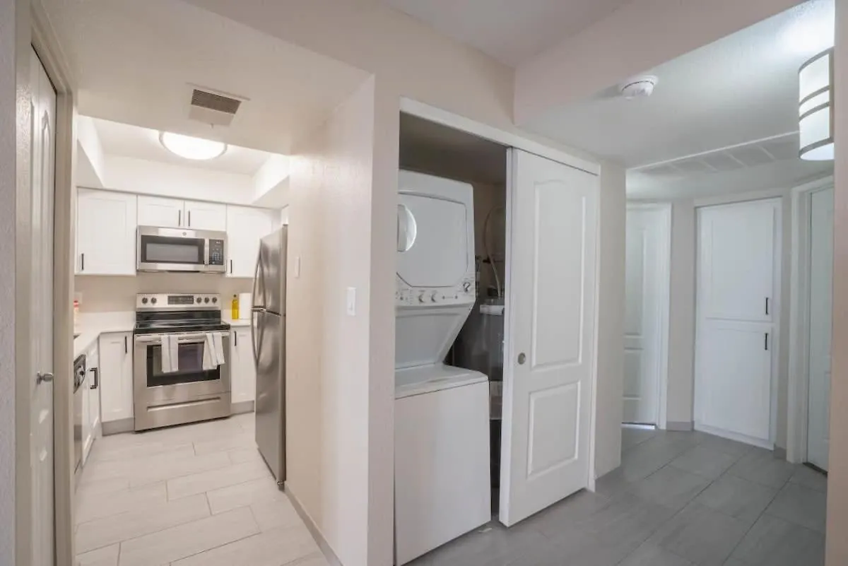 스코 츠 데일 Stylish 2Bd - Parking, Gym, Pool - Sleep 8 - 5 Min Casino 아파트
