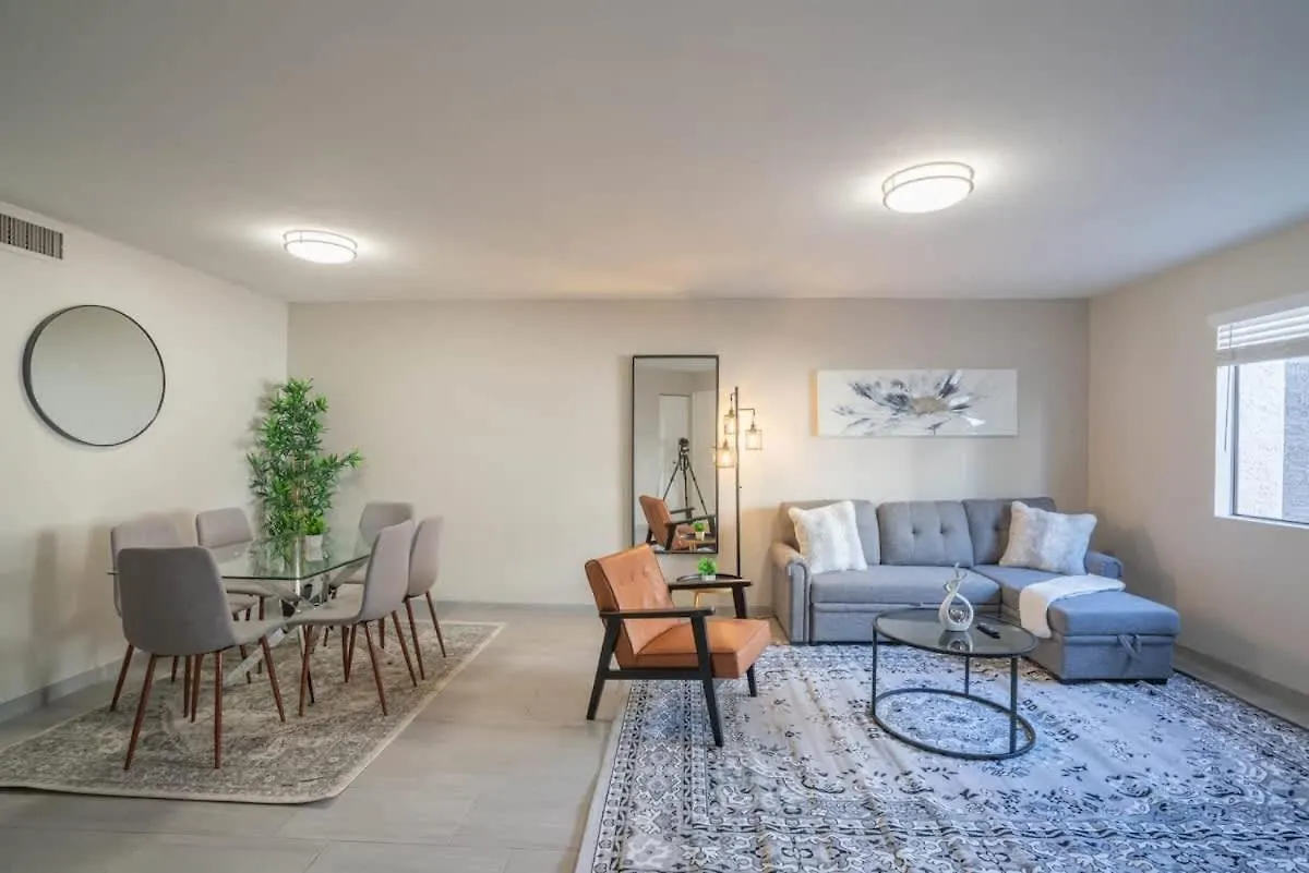 스코 츠 데일 Stylish 2Bd - Parking, Gym, Pool - Sleep 8 - 5 Min Casino 아파트